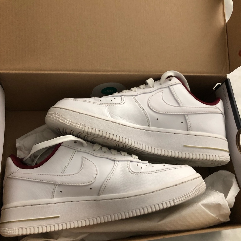 Nike Air Force 1 ‘07 SE women’s 6.5 shoes